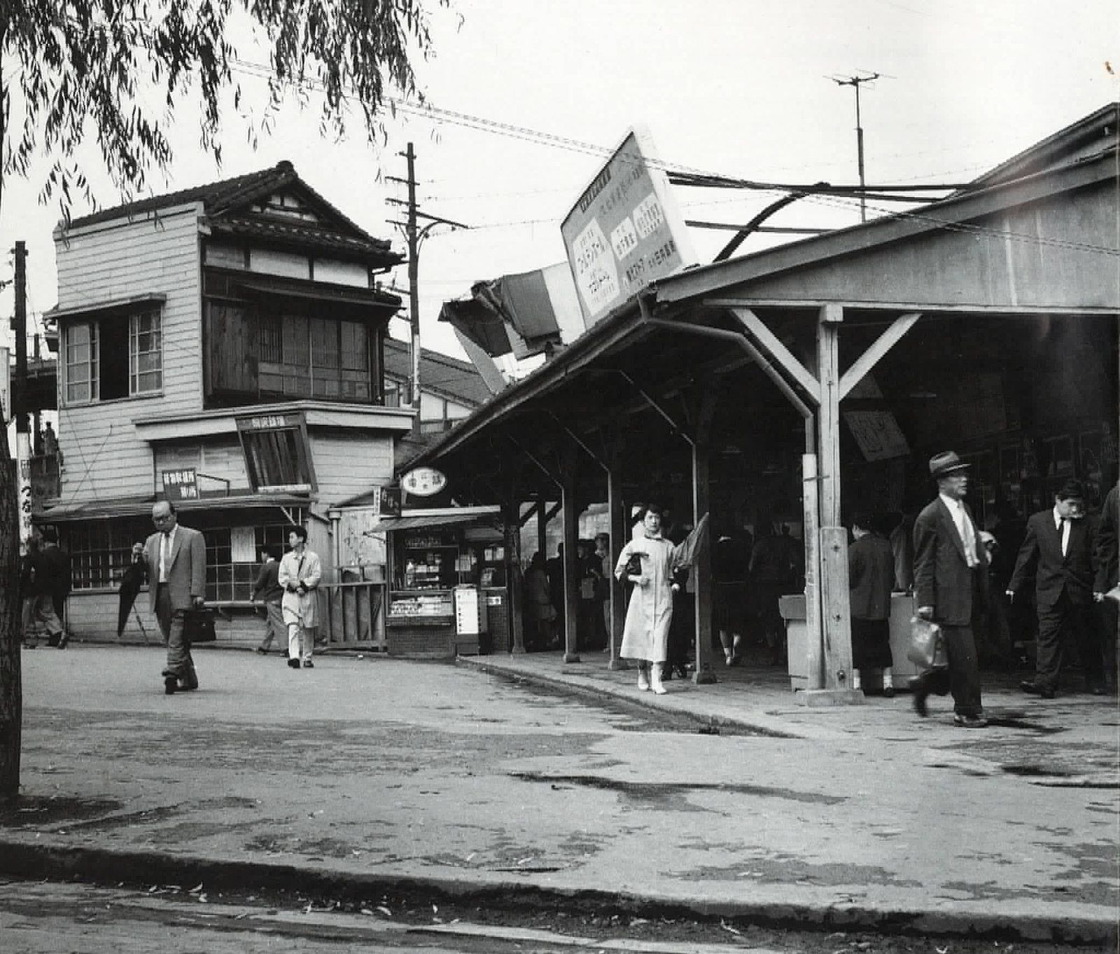 012.jpg