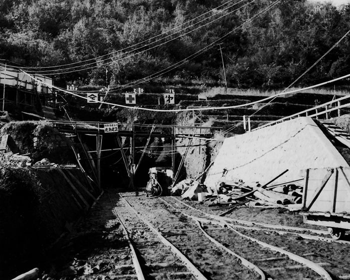 伊豆急 稲取トンネル工事中