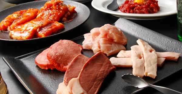 炭火焼ホルモン ぐう.jpg